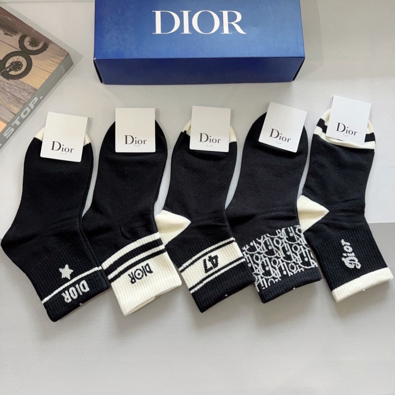 DIOR